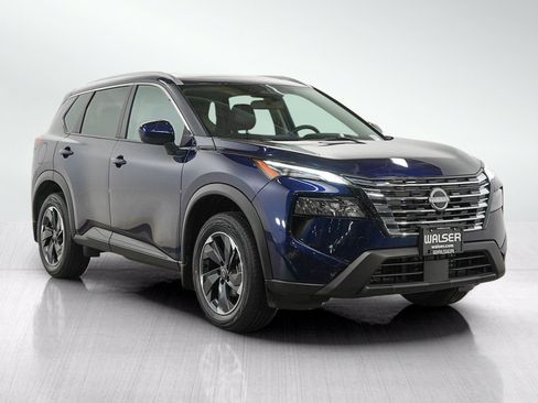 Used 2024 Nissan Rogue SV w/ SV Premium Package AWD/4WD image 7
