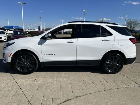 Used 2022 Chevrolet Equinox RS FWD image 4
