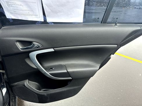 Used 2012 Buick Regal Premium image 16