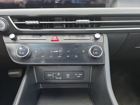 Certified 2025 Hyundai Sonata SEL FWD image 26