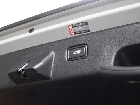 Used 2023 Kia Sportage SX image 16