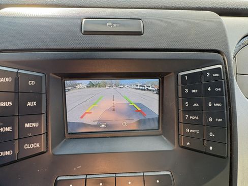 Used 2014 Ford F150 XLT w/ XLT Convenience Package image 18