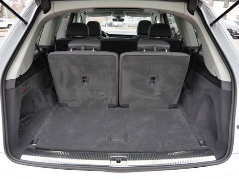 Used 2023 Audi Q7 3.0T Premium Plus w/ Premium Plus Package image 14