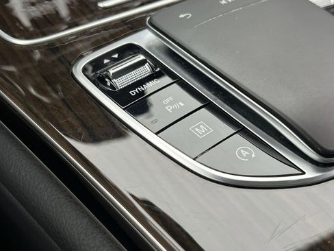 Certified 2022 Mercedes-Benz GLC 300 4MATIC w/ Driver Assistance Package image 32