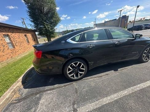 Used 2017 Chevrolet Impala Premier FWD image 24