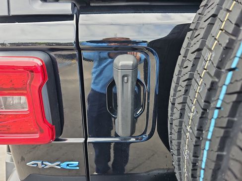 Used 2024 Jeep Wrangler Sport S w/ Convenience Group image 15