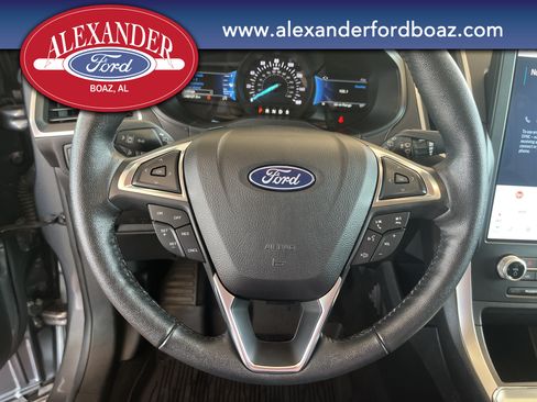 Used 2022 Ford Edge SEL w/ Sport Appearance Package AWD/4WD image 24