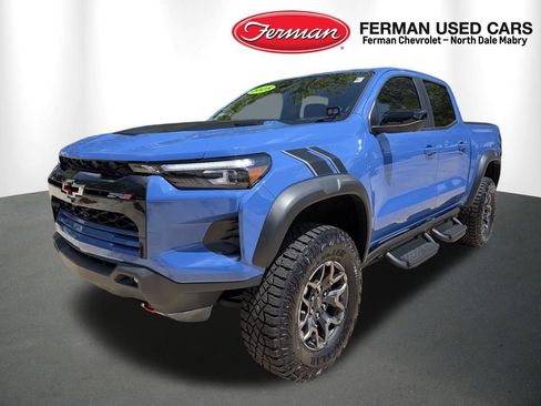 Used 2025 Chevrolet Colorado ZR2 w/ Technology Package image 5