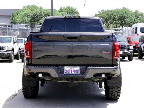 Used 2018 Ford F150 Raptor w/ Equipment Group 802A Luxury AWD/4WD image 6