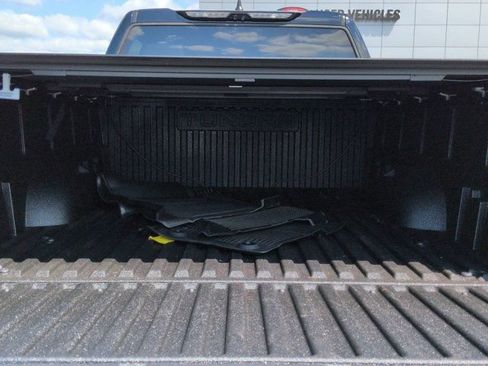 Certified 2026 Toyota Tundra Limited AWD/4WD image 17