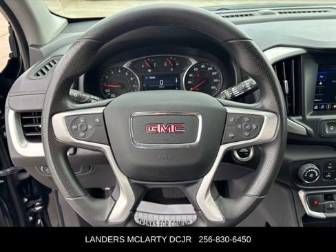 Used 2024 GMC Terrain SLE FWD image 20