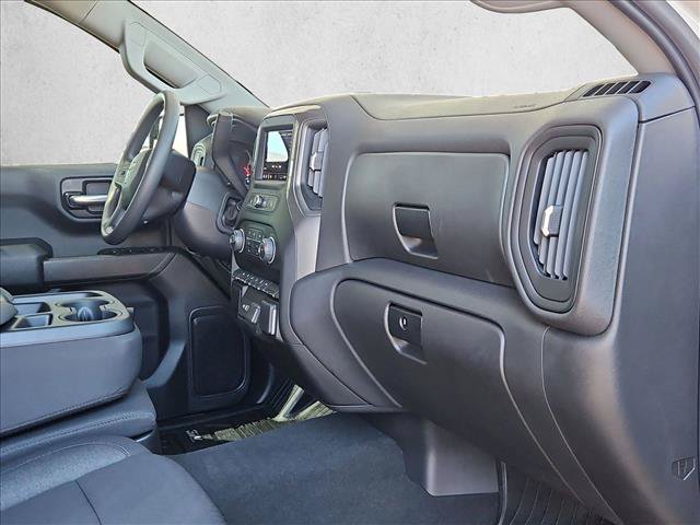 Used 2026 Chevrolet Silverado 1500 Custom w/ Turbomax Blackout Package RWD image 18