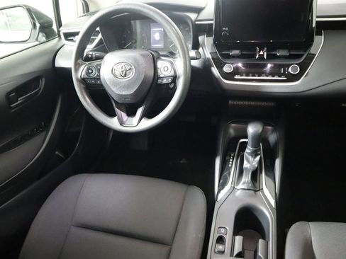Used 2023 Toyota Corolla LE image 32