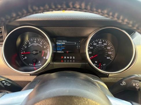 Used 2022 Ford Mustang Premium image 15
