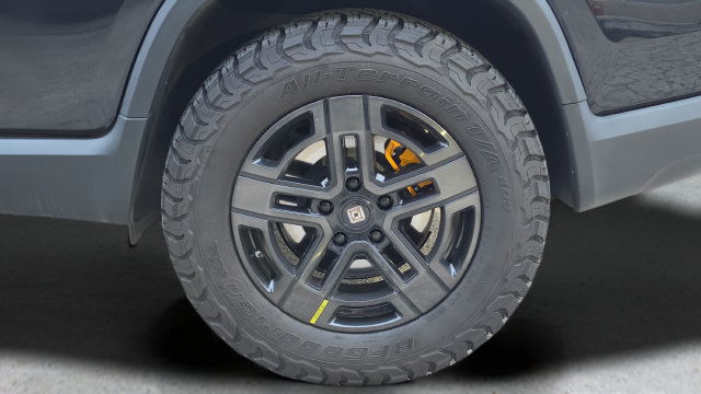 Used 2023 Rivian R1T Adventure Quad AWD/4WD image 19