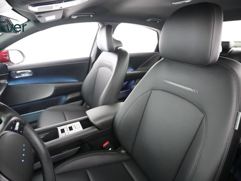 Used 2024 Hyundai Ioniq 6 Limited RWD image 4