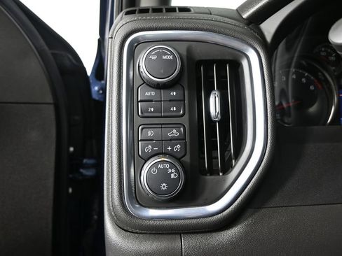 Used 2022 Chevrolet Silverado 1500 RST AWD/4WD image 23