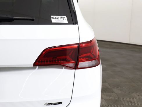 Used 2022 Volkswagen Taos SE AWD/4WD image 14