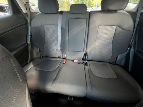 Used 2024 Kia Sportage LX image 38