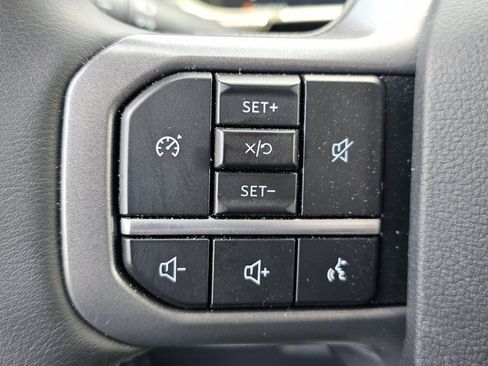 Used 2026 Ford F250 Lariat AWD/4WD image 15