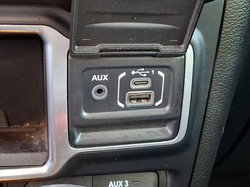 Certified 2018 Jeep Wrangler Unlimited Sport image 24