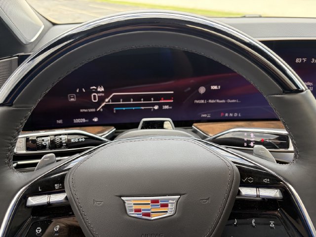 Used 2026 Cadillac Escalade Platinum Sport AWD/4WD image 25
