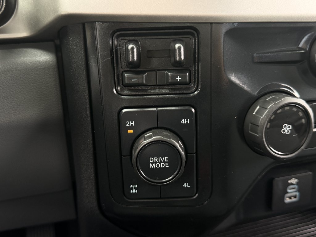Used 2024 Ford F250 XL w/ STX Appearance Package AWD/4WD image 22