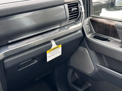 New 2025 Ford F350 Lariat w/ Lariat Ultimate Package image 35