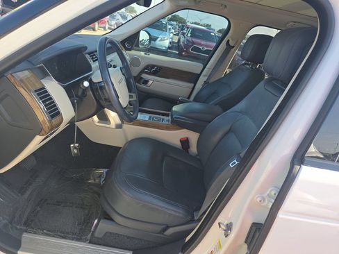 Used 2019 Land Rover Range Rover HSE AWD/4WD image 8