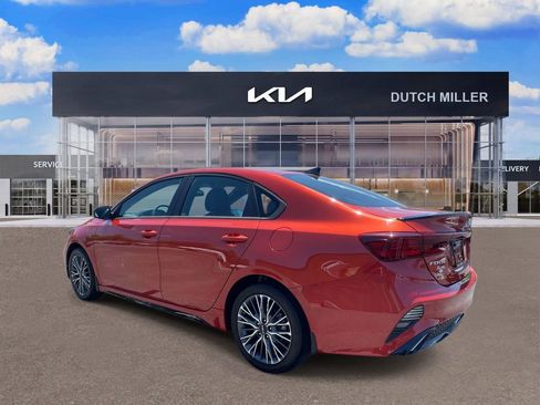Used 2023 Kia Forte GT-Line FWD image 4