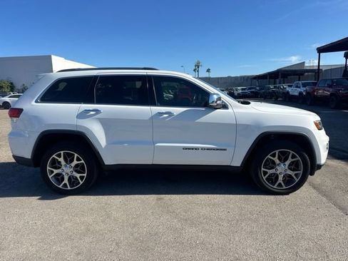 Used 2021 Jeep Grand Cherokee Limited w/ Sun & Sound Group AWD/4WD image 4