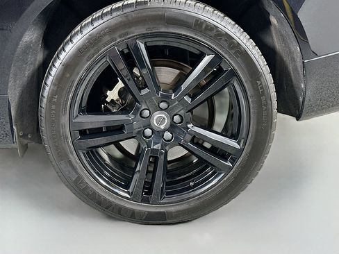 Used 2019 Volvo XC60 T6 Momentum w/ Advanced Package image 31