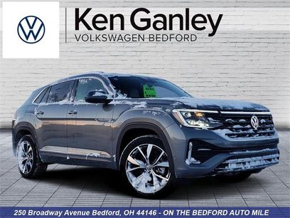 New 2025 Volkswagen Atlas Cross Sport SEL Premium R-Line