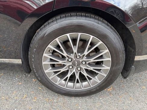 Used 2022 Genesis G80 2.5T image 6