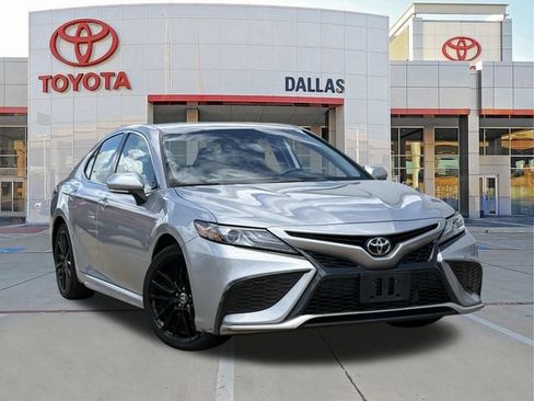 Used 2024 Toyota Camry XSE FWD image 1