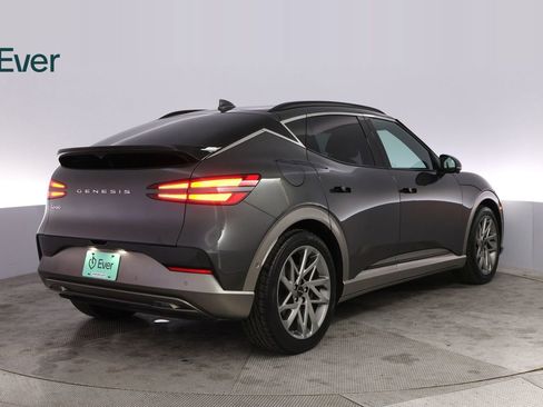 Used 2023 Genesis GV60 Advanced w/ Cargo Package image 3