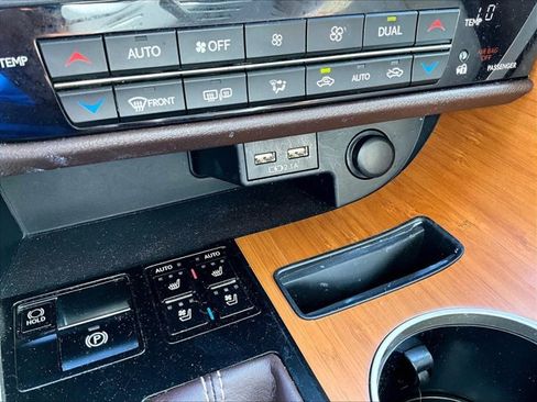 Used 2020 Lexus RX 350 FWD w/ Premium Package image 26