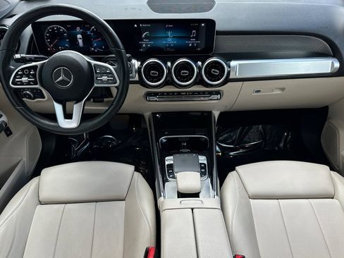 Used 2020 Mercedes-Benz GLB 250 image 15