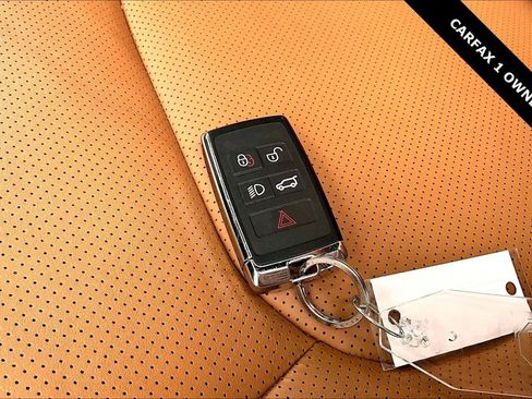 Used 2024 Land Rover Defender 110 S image 33