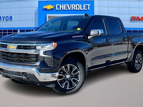 Used 2023 Chevrolet Silverado 1500 LT image 3