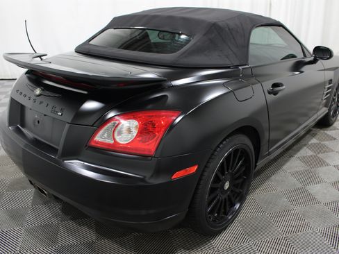 Used 2005 Chrysler Crossfire SRT-6 RWD image 21