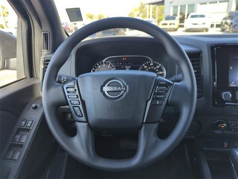 Certified 2023 Nissan Frontier SV w/ Midnight Edition Package image 19