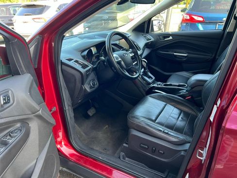 Used 2014 Ford Escape Titanium w/ Equipment Group 401A FWD image 7