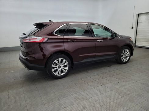 Used 2024 Ford Edge Titanium image 10