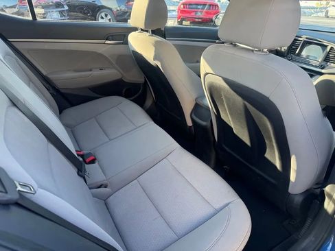 Used 2018 Hyundai Elantra SE w/ SE Connectivity Package 04 image 7