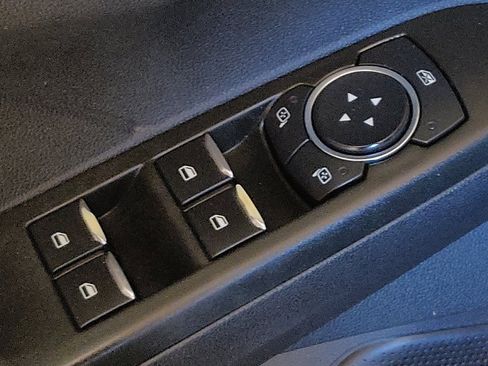 Used 2022 Ford Escape SEL image 27