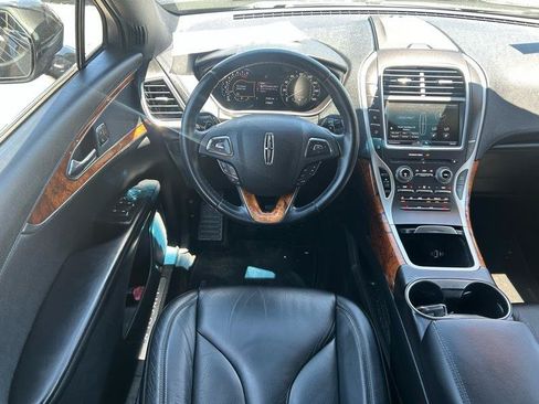 Used 2016 Lincoln MKX Select FWD image 9