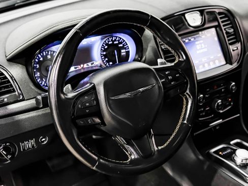 Used 2015 Chrysler 300 S w/ 300S Premium Group RWD image 23