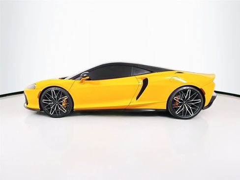 Used 2025 McLaren GTS image 28