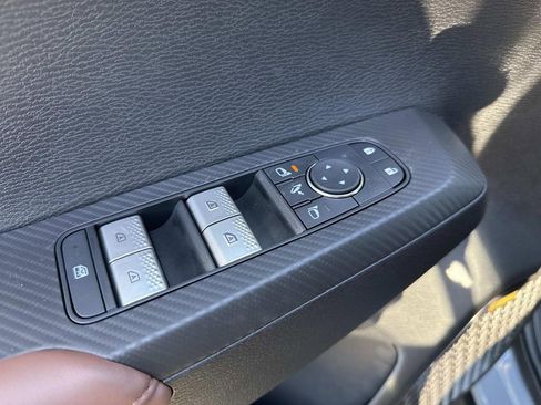 New 2025 Mitsubishi Outlander SEL image 20